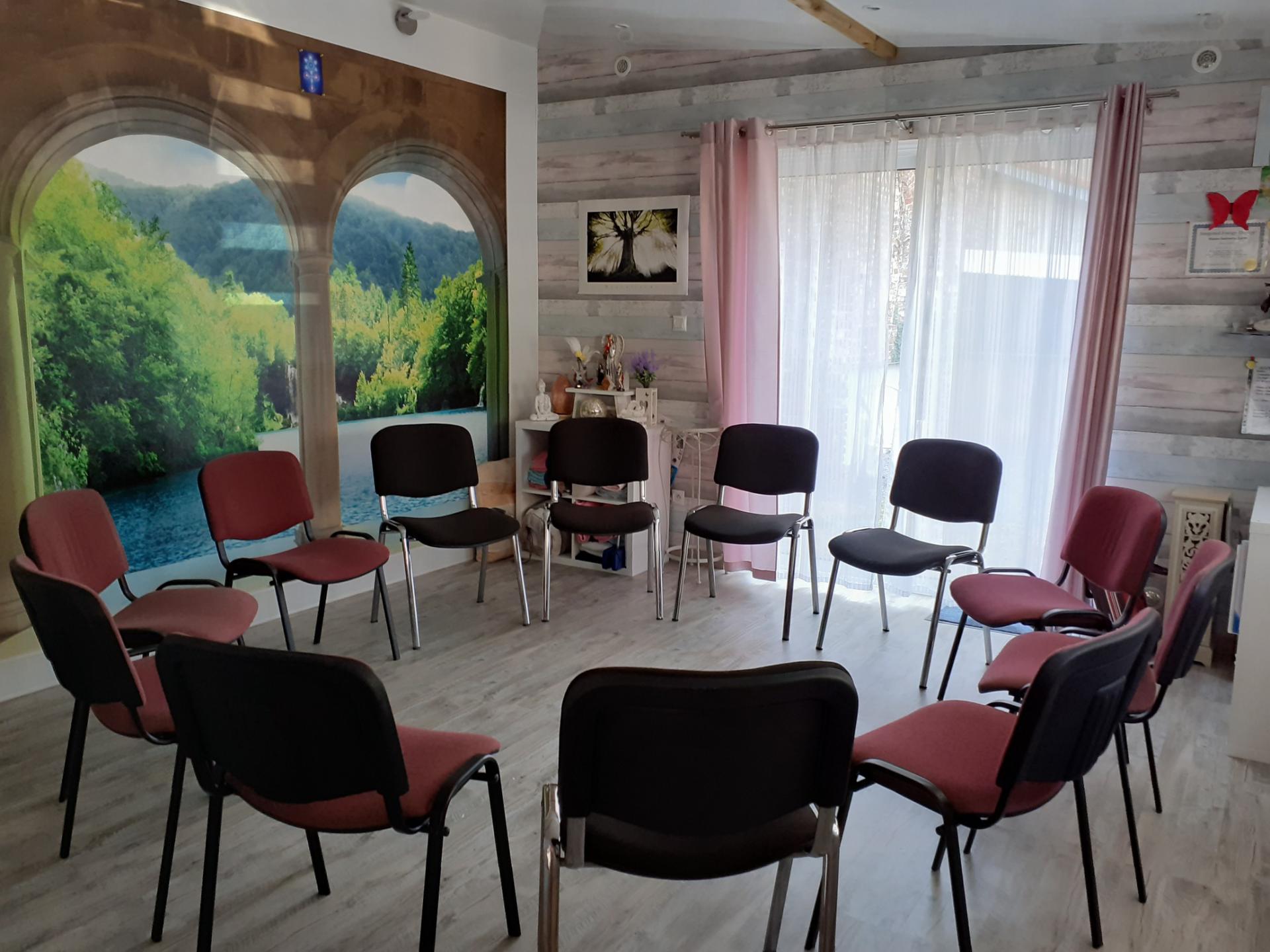 Salle coworking réunion formation L'harmonie des 2 Papillons D